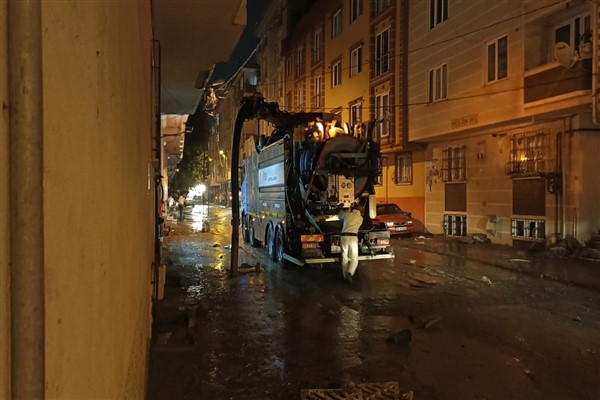 İstanbul'da yağış devam ediyor