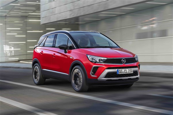 Opel’in başarılı SUV’u crossland, yarım milyon barajını aştı