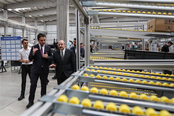Bakan Varank: “Güneş panelleri arttıkça inverter yatırımları da artacak”