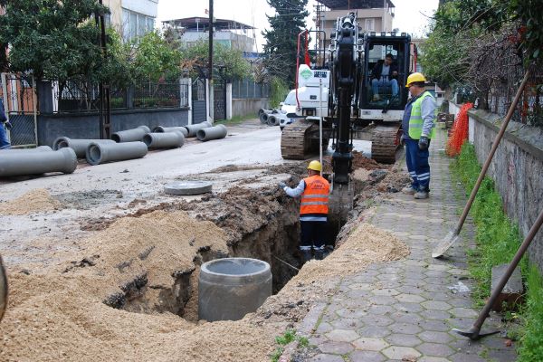 ASKİ’nin yatırımlarıyla Yüreğir’in çehresi değişiyor
