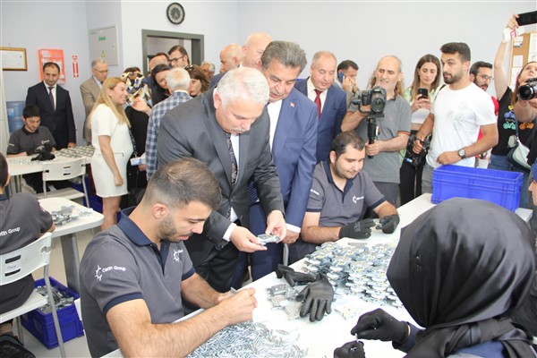 Hafif zihinsel yetersizliği olan gençlere iş fırsatı