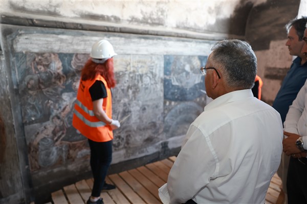 Başkan Büyükkılıç, Tarihi Agios Dimitrios Kilisesi'ni inceledi