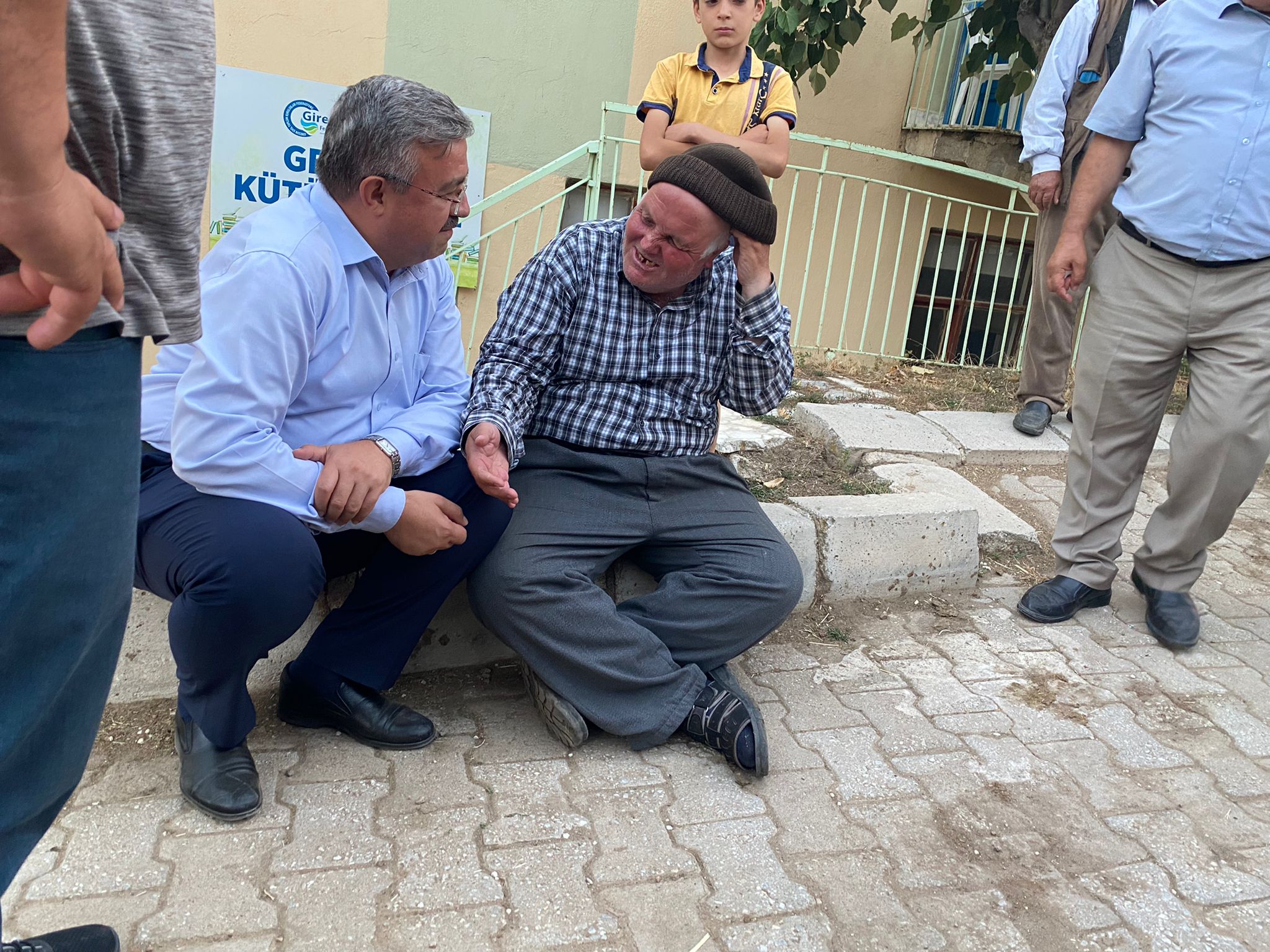 Milletimize Samimiyetle Bağlıyız