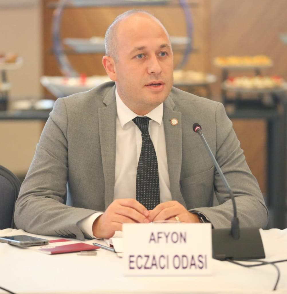 Eczacılar Dertlerini Anlatmak istiyor