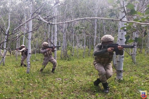 13 PKK/YPG'li terörist etkisiz hale getirildi
