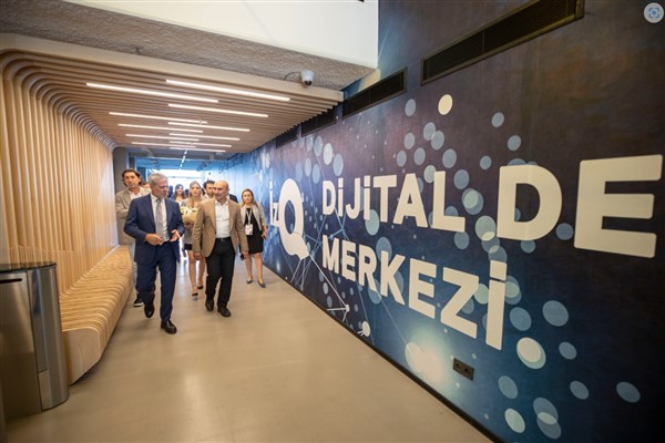 IFITT Türkiye Yaz Okulu ve Zirvesi İzmir’de başladı
