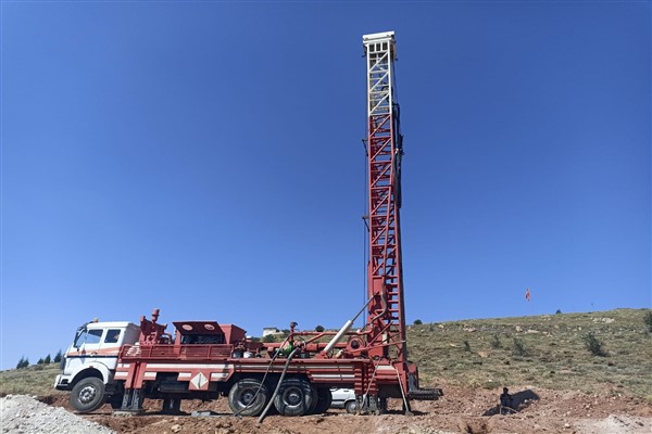 ASKİ 2 ayda 26 mahalleyi suya kavuşturdu