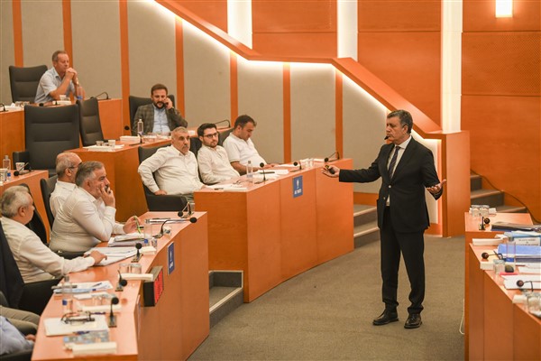 Esenyurt Belediye Meclisi’nde ek bütçe talebine onay çıkmadı