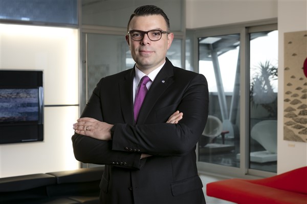 Abdi İbrahim, Yeşil Ofis Diploması aldı