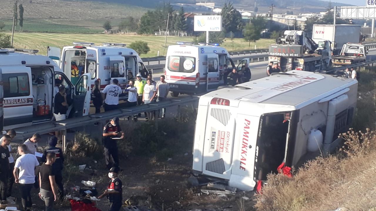 Asker Adaylarını Taşıyan Araç Kaza Yaptı