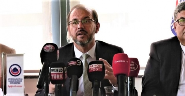 Rektör Okumuş, “Hekim arkadaşımız, hayati tehlikem var diye istifa etti”