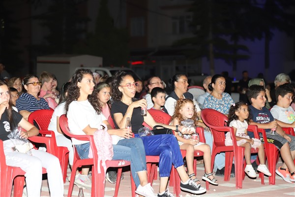 Seyitgazi ve Beylikova’da sinema heyecanı