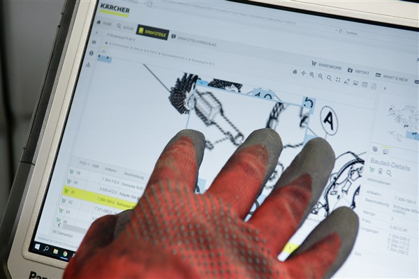 Kärcher, hizmet teknisyenlerini Panasonic TOUGHBOOK 33 dayanıklı dizüstü bilgisayarlarla donatıyor