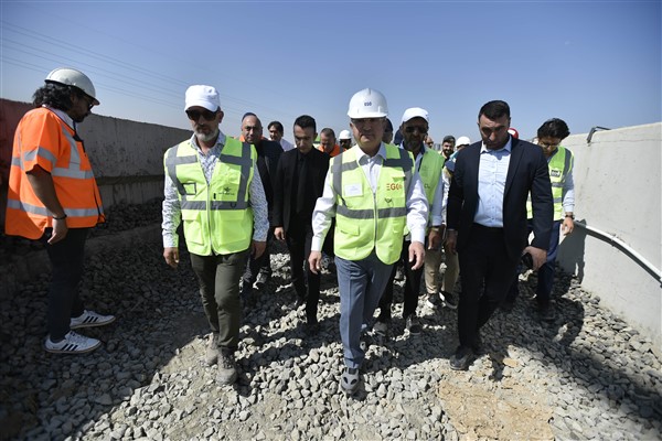 Ankara Metrosu'nda alt yapı çalışması devam ediyor