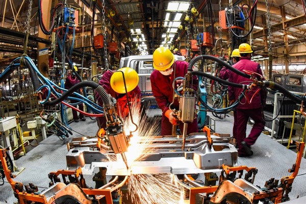 Çin, sanayi şirketlerinin enerji tüketimini azaltacak
