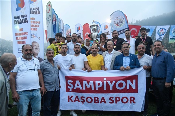 Adana'da köyler arası futbol turnuvası sona erdi