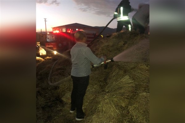 Ardahan'da ot yangını