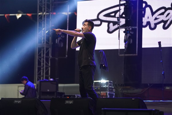 Türkiye’nin festivali 3 büyük konserle başladı