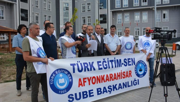 Demirci “YA OLACAK YADA OLACAK”