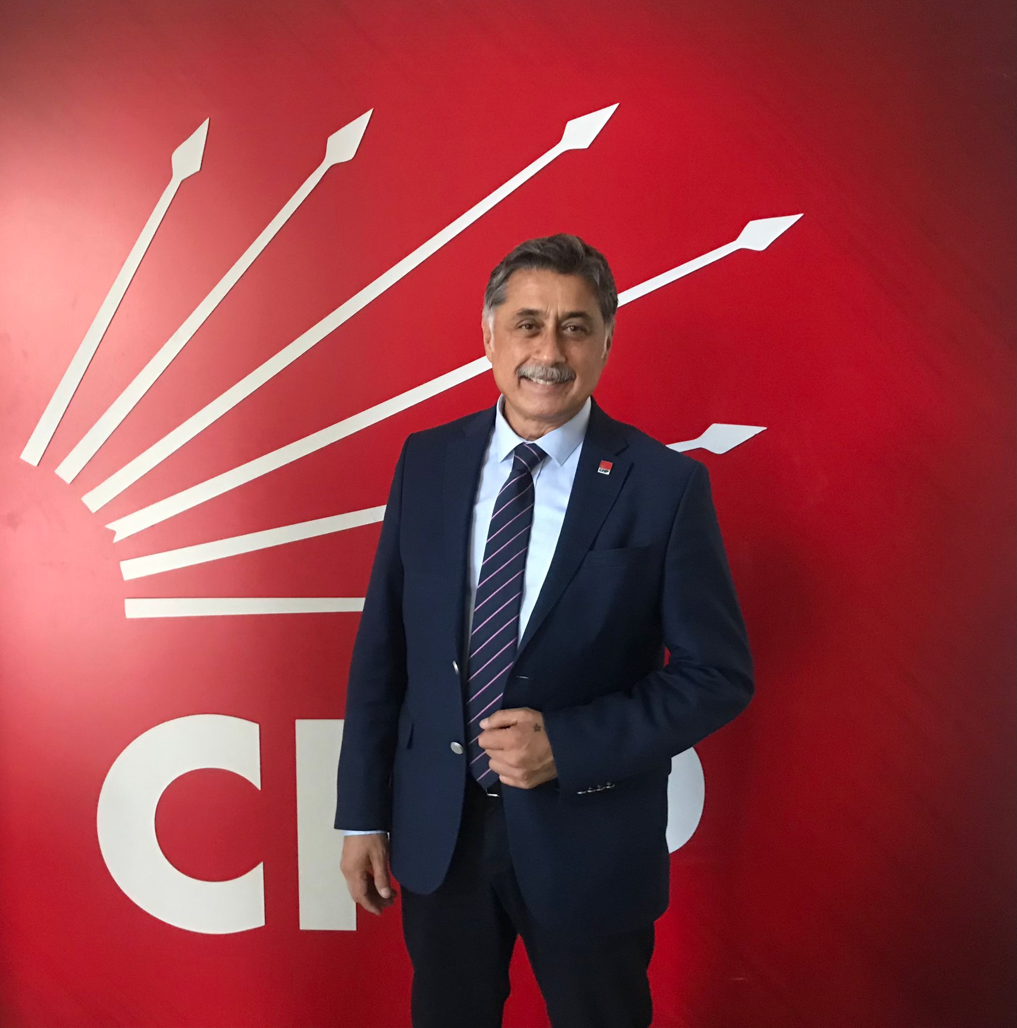 YENİ FİLİZ, ASIRLIK ÇINARIMIZ 99 YAŞINDA