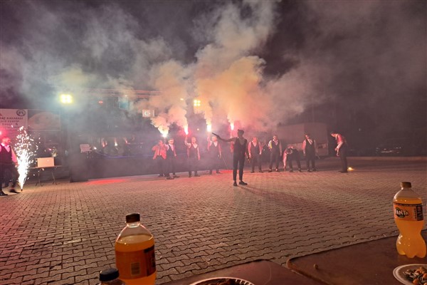 Afyonkarahisar'da asker eğlencesi