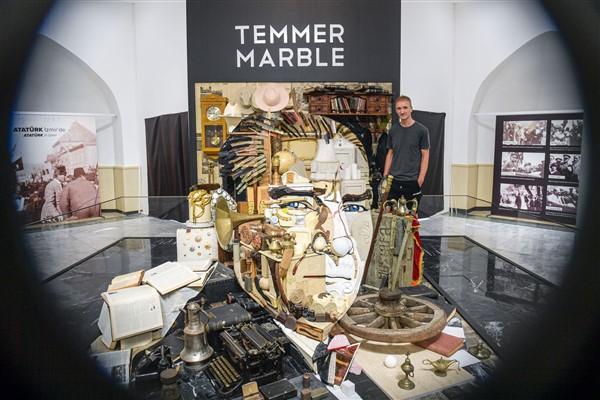 Atatürk Anamorfozu İzmir’de ziyaretçilerle buluştu