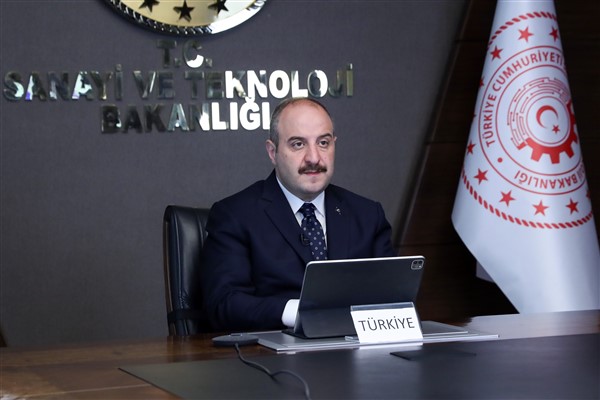 Bakan Varank: 
