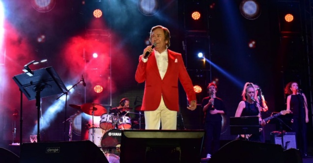 Erol Evgin Rüzgâr Estirtti