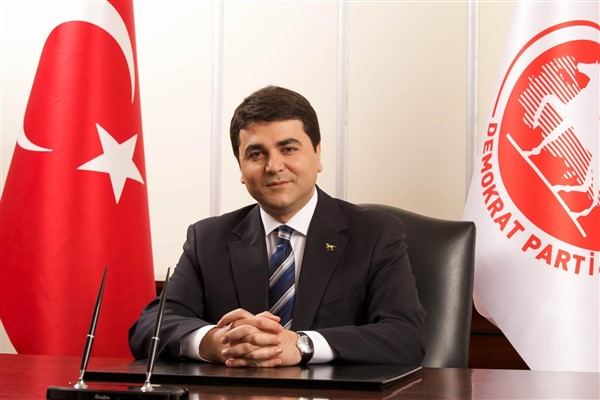 Gültekin Uysal: 