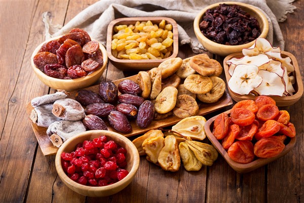 Sağlıklı beslenmenin formülü kuru meyveler