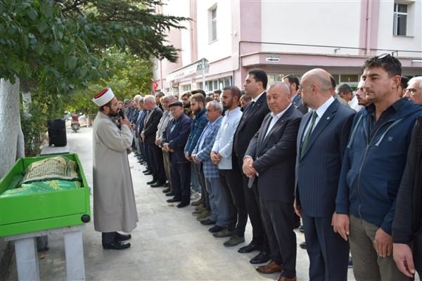 İYİ Partili Erdal Gümüş, son yolculuğuna uğurlandı