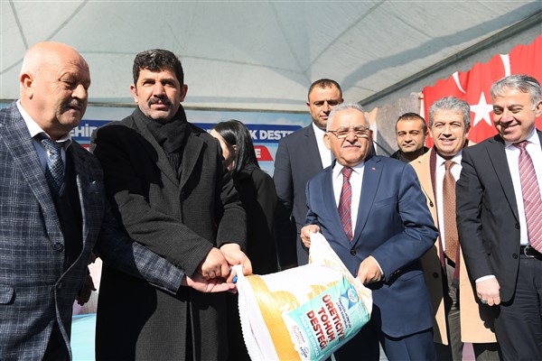 Kayseri’den tarıma 34,5 milyon TL’lik tohum desteği
