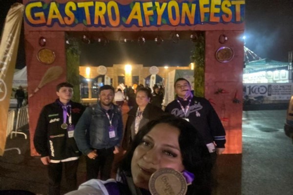 GastroAfyon'da İzmir’den iki okul madalya kazandı