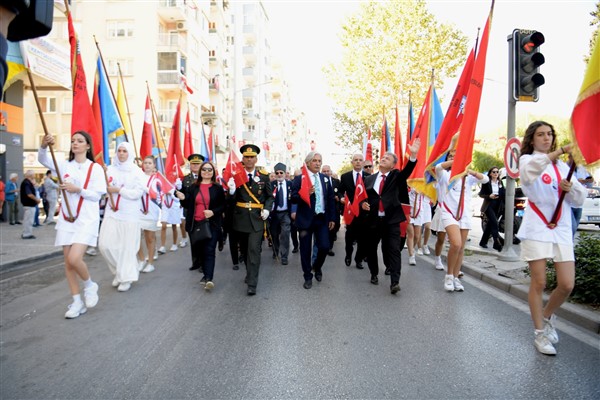 Bornova'da Cumhuriyet Bayramı kutlamaları