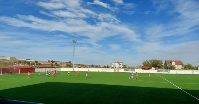 Emirdağspor hattrick yaptı