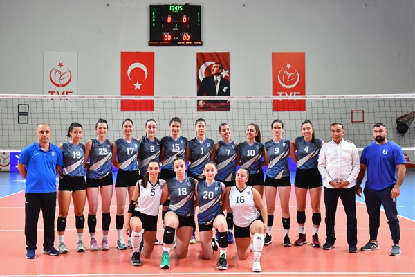 ABB Spor Kulübü Kadın Voleybol Takımı, Ankara Kavakspor’u yendi