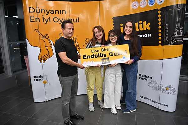 4 bin gencin iyilikte yarıştığı 