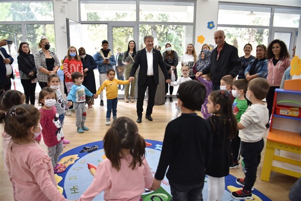 Bornova'da Çocuk Oyun ve Aktivite Merkezleri’nin yedincisi açıldı
