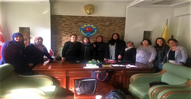 Sandıklı Ak Parti Kadın Kolları Çalışmalarını Sürdürüyor