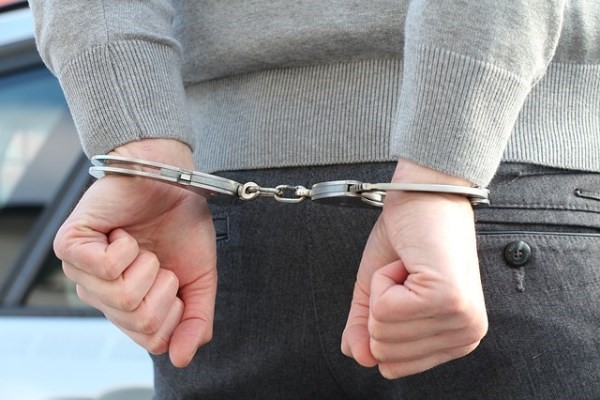 Hakkari'de polis aracına ateş açan 3 terörist yakalandı