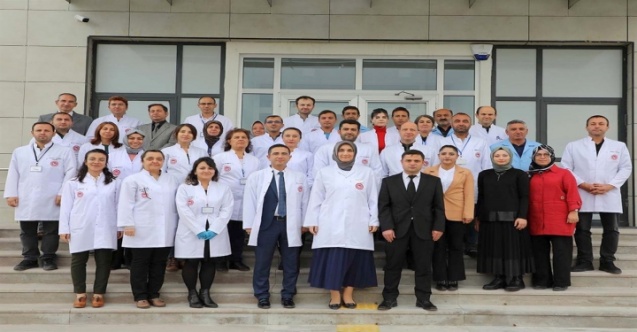 Vali Yiğitbaşı, Gıda Kontrol Laboratuvar Müdürlüğünü Ziyarette Bulundu