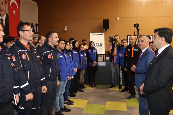 Vali Çeber: “137 arkadaşımız Rize AFAD Müdürlüğü bünyesinde göreve başladı”