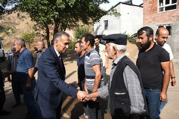 Vali Çuhadar, Doğanlı ve Çatalağaç'ı ziyaret etti