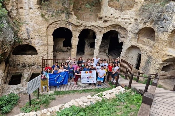 Romanya’dan 13 genç Erasmus+ Projesi kapsamında misafir edildi
