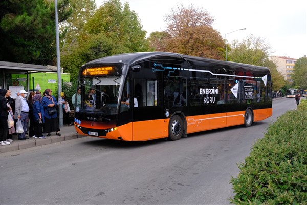 Yüzde yüz elektrikli otobüsler test sürüşüne çıktı