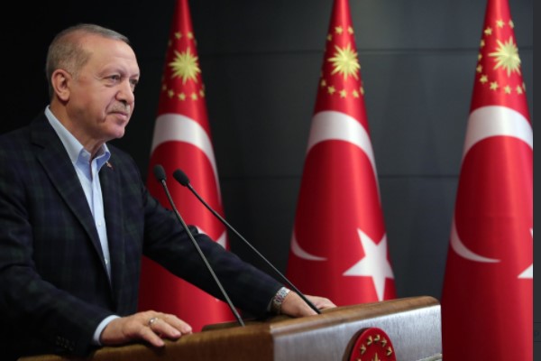 Cumhurbaşkanı Erdoğan, polis akademisi mezuniyet töreninde konuşuyor