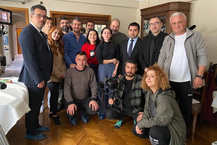 İzmit Belediyesi koordinatörlerinden film setine ziyaret edildi