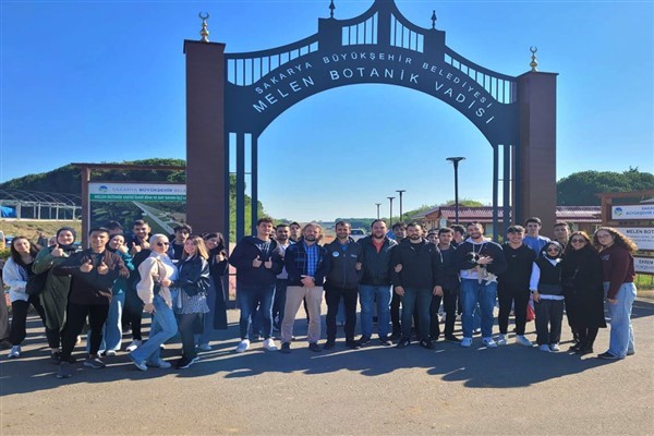 SUBÜ turizm öğrencileri Sakarya'nın doğal güzelliklerini tanıyor