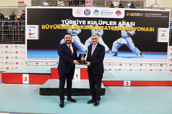 Türkiye Kulüpler Takım Karate Şampiyonası’nın açılışını Başkan Yüce yaptı