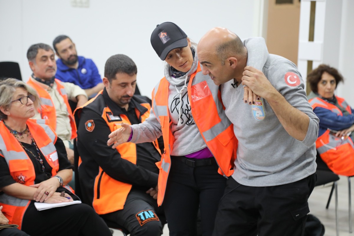 AFET GÖNÜLLÜSÜ OLMAYA DAVETLİSİNİZ